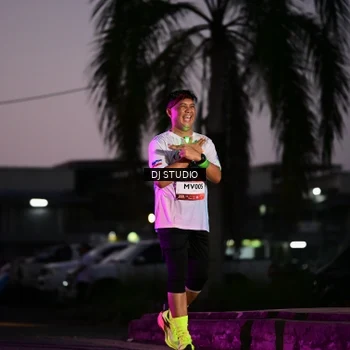 Runner Photo 7898186