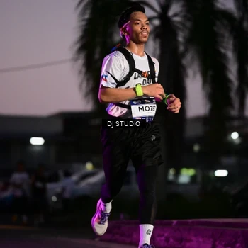 Runner Photo 7898257