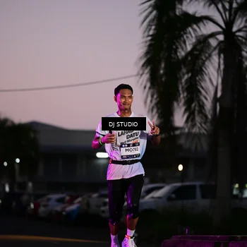 Runner Photo 7898293