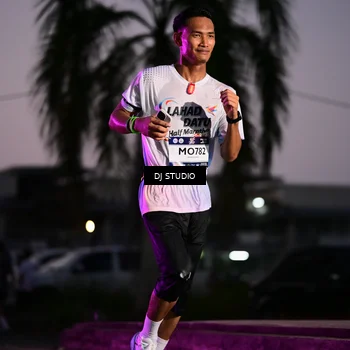 Runner Photo 7898300