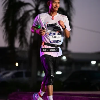 Runner Photo 7898305