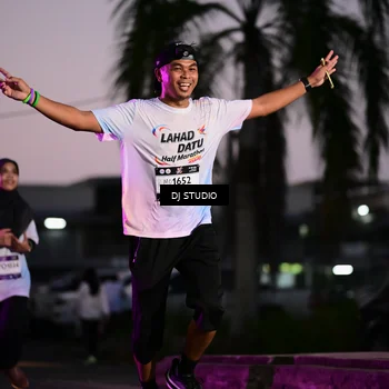 Runner Photo 7898332