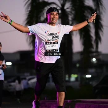 Runner Photo 7898336