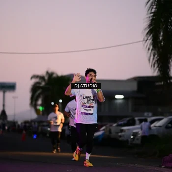 Runner Photo 7898386
