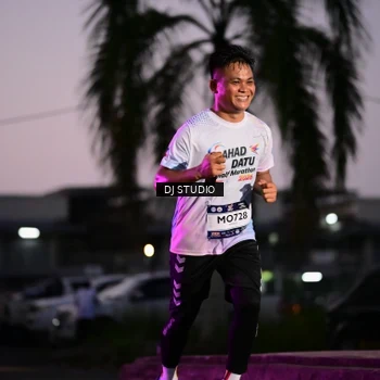 Runner Photo 7898400