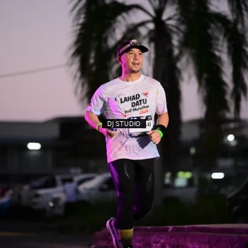 Runner Photo 7898407