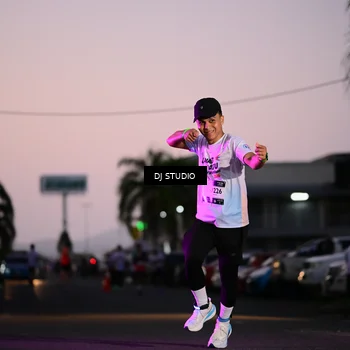 Runner Photo 7898419