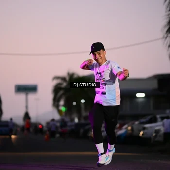 Runner Photo 7898422