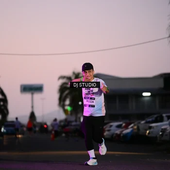 Runner Photo 7898423