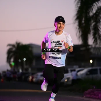 Runner Photo 7898431