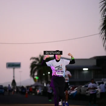 Runner Photo 7898443