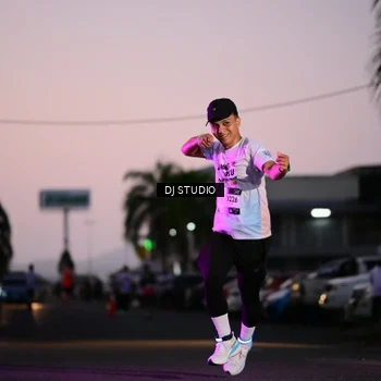 Runner Photo 7898449