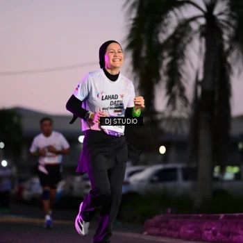 Runner Photo 7898450