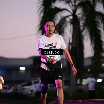 Runner Photo 7898455