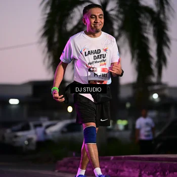 Runner Photo 7898459