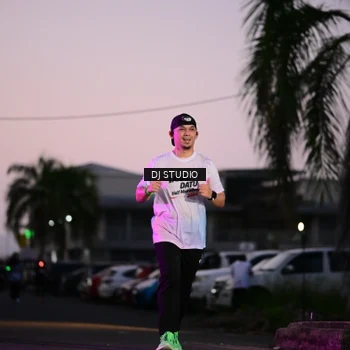 Runner Photo 7898468