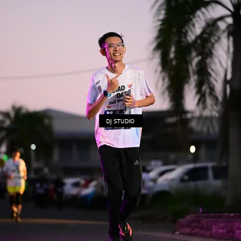 Runner Photo 7898532