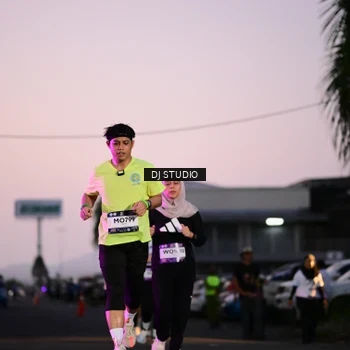Runner Photo 7898579