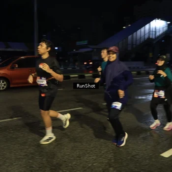 Runner Photo 7898688