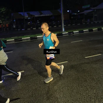 Runner Photo 7898715