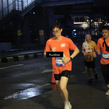 Runner Photo 7898762