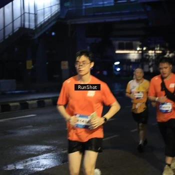 Runner Photo 7898767