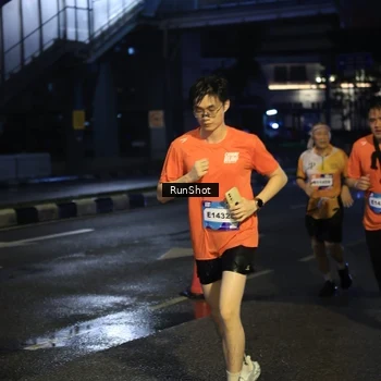 Runner Photo 7898770