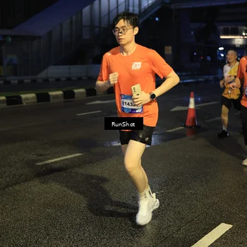 Runner Photo 7898790