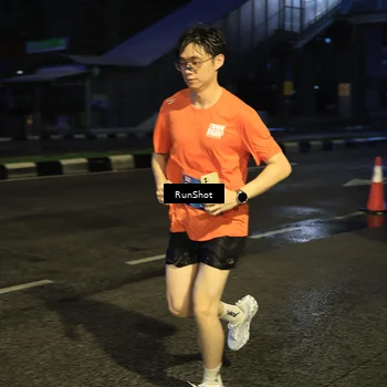 Runner Photo 7898791