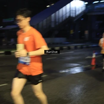 Runner Photo 7898806