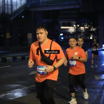 Runner Photo 7898810