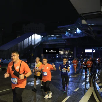 Runner Photo 7898832