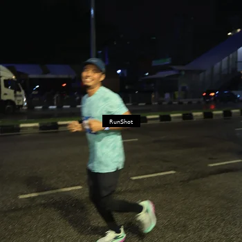 Runner Photo 7898841