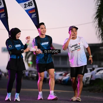 Runner Photo 7898857