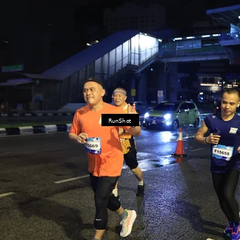 Runner Photo 7898862