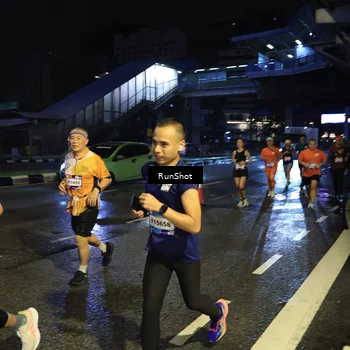 Runner Photo 7898865
