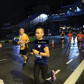 Runner Photo 7898872
