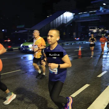 Runner Photo 7898875