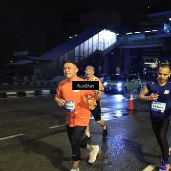 Runner Photo 7898885