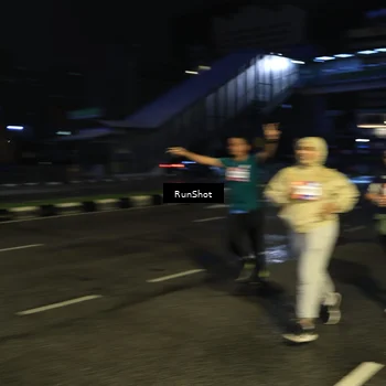 Runner Photo 7898893