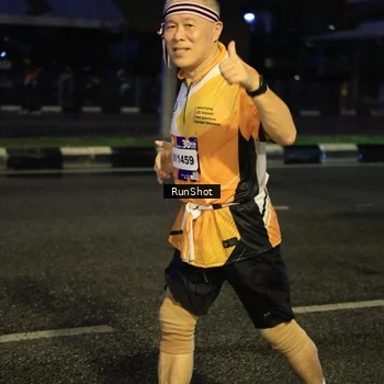 Runner Photo 7898897