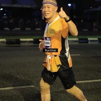 Runner Photo 7898899