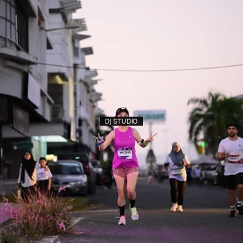Runner Photo 7898906