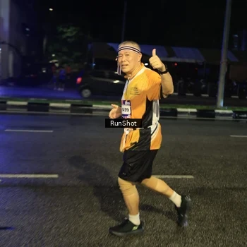 Runner Photo 7898920