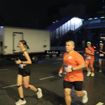 Runner Photo 7898944