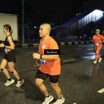 Runner Photo 7898965