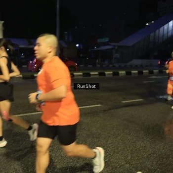 Runner Photo 7898973