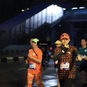 Runner Photo 7898982