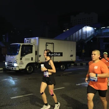 Runner Photo 7898994