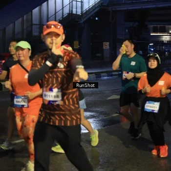 Runner Photo 7898999
